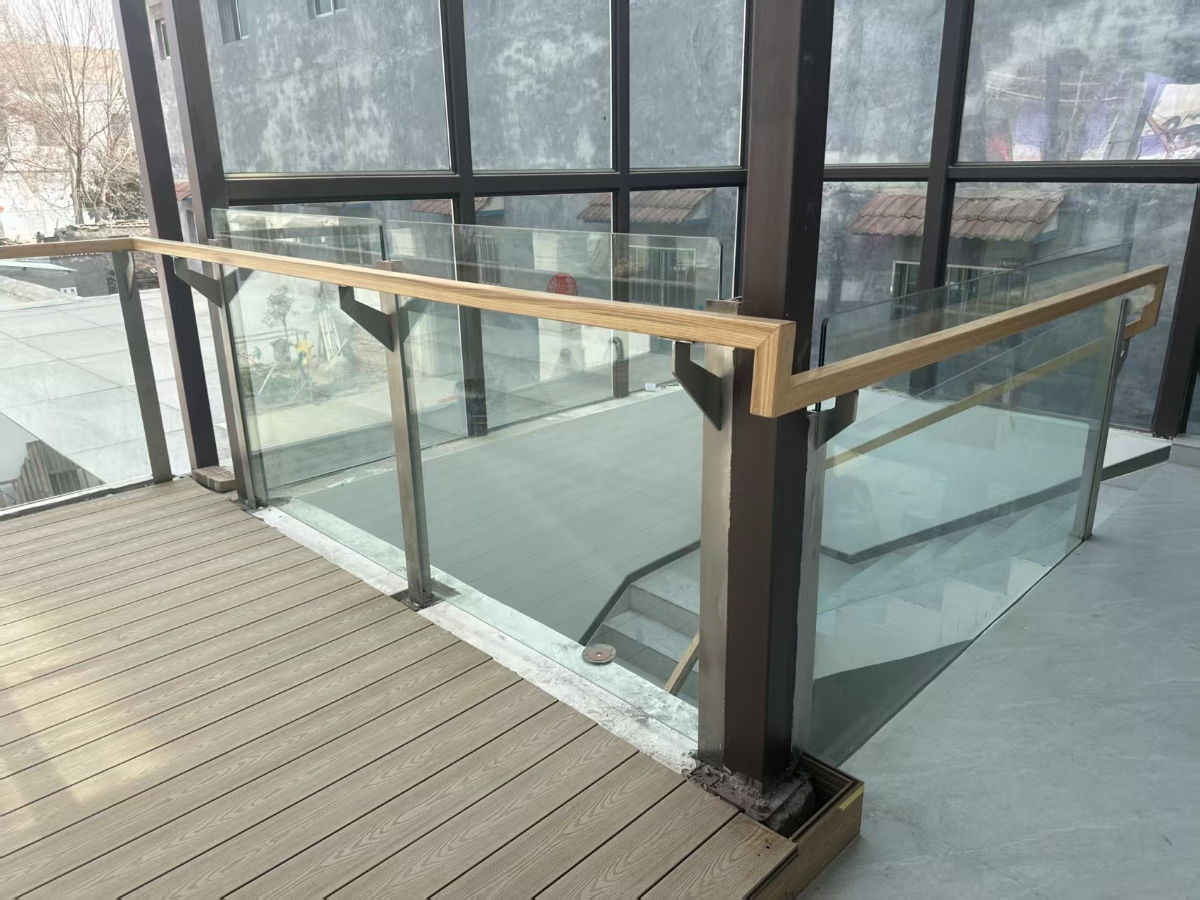 饶阳县不锈钢电梯门套玻璃雨棚 - 厂家